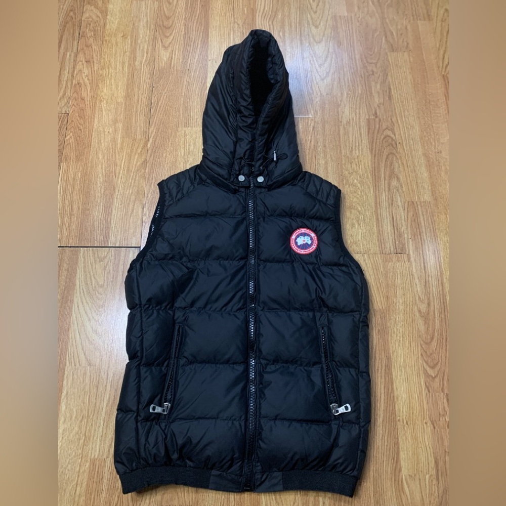 Canada Goose Vest Men’s Medium Black Luxury Down Jacket Quilted Puffer Hooded